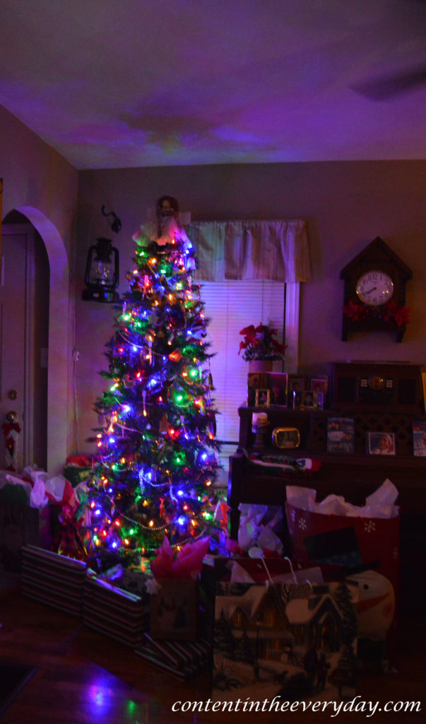 Christmas Tree with Presents_with Blog URL